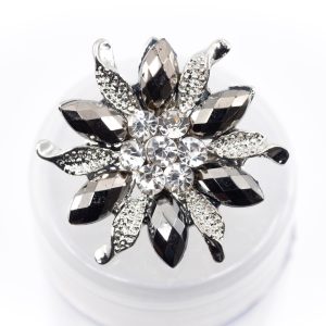 Bouton rosace et pierres précieuses – bouton à queue en métal